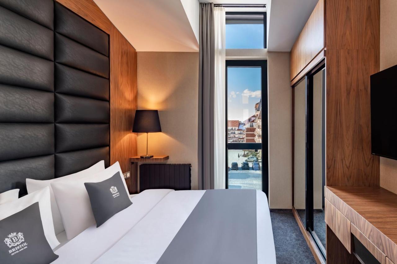 Bristol Hotel And Spa バクリアニ エクステリア 写真