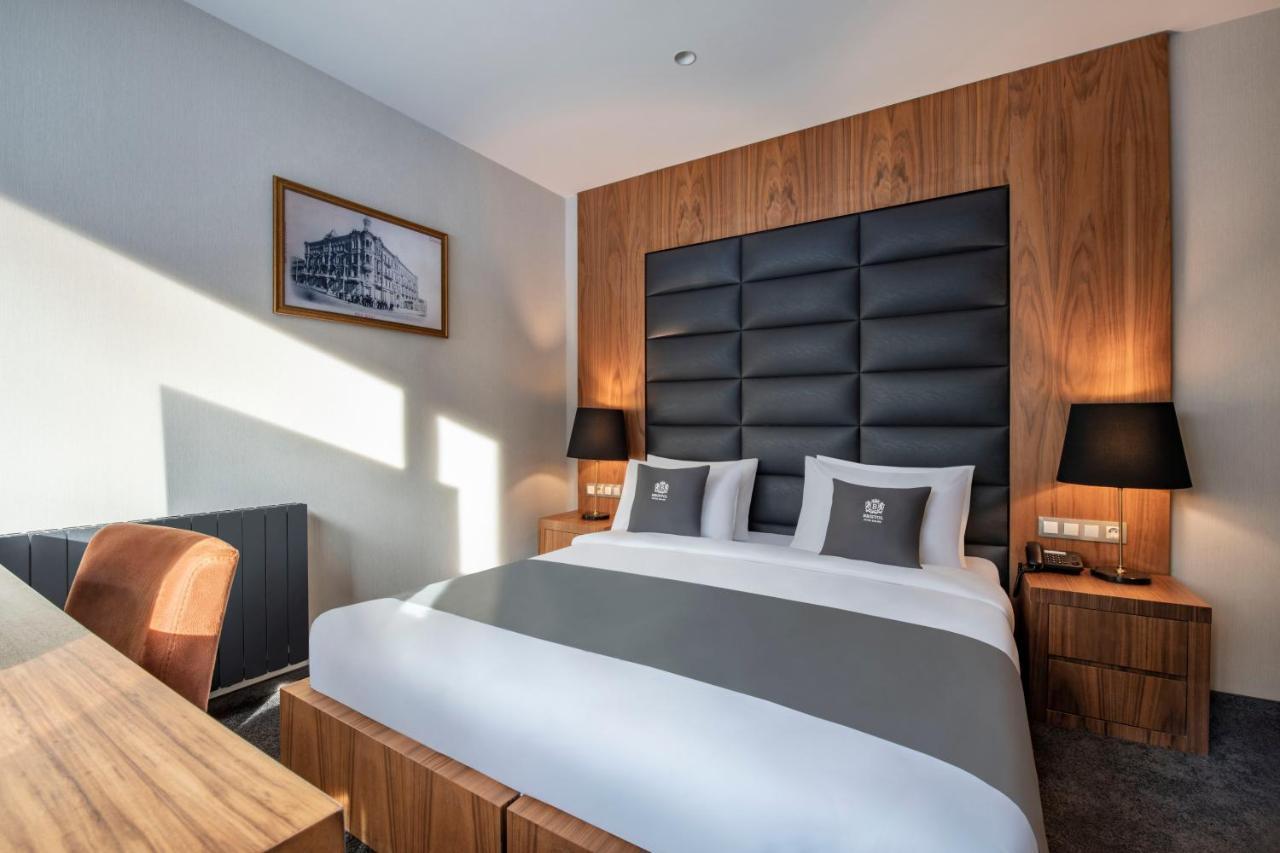 Bristol Hotel And Spa バクリアニ エクステリア 写真