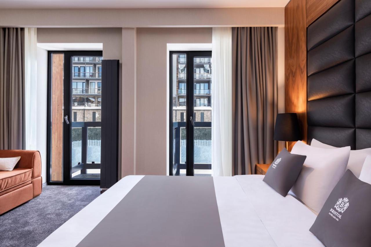 Bristol Hotel And Spa バクリアニ エクステリア 写真